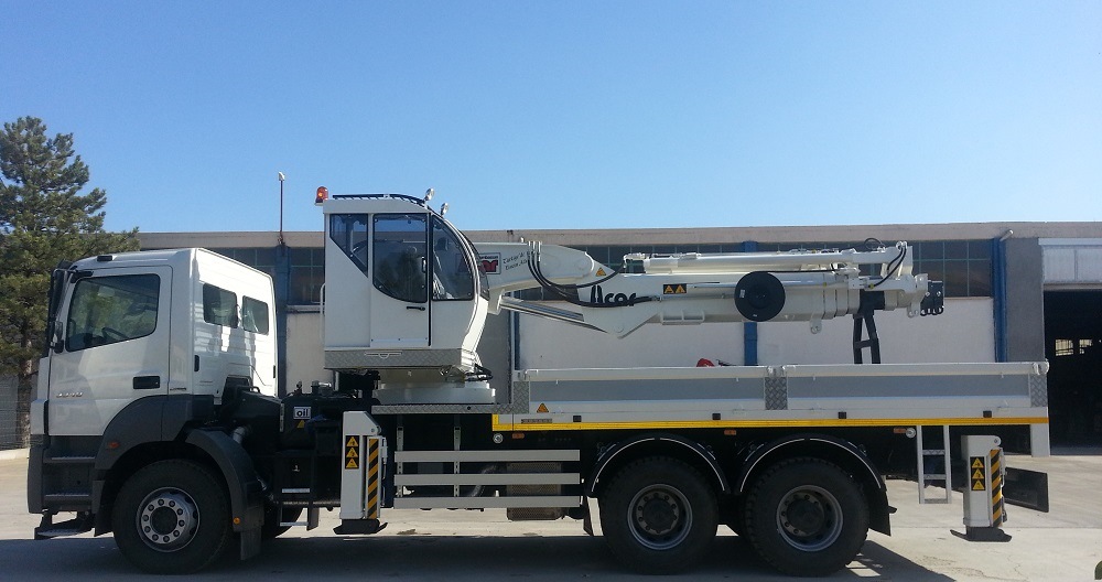 AC 101 TM-KÇ L5 tipi araç üstü katlanır bomlu hidrolik mobil vinç